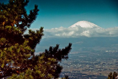 Japan 2001-Snow on Mount Fuji-98