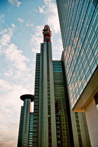 Japan 2001-Tokyo Sky Architecture-91