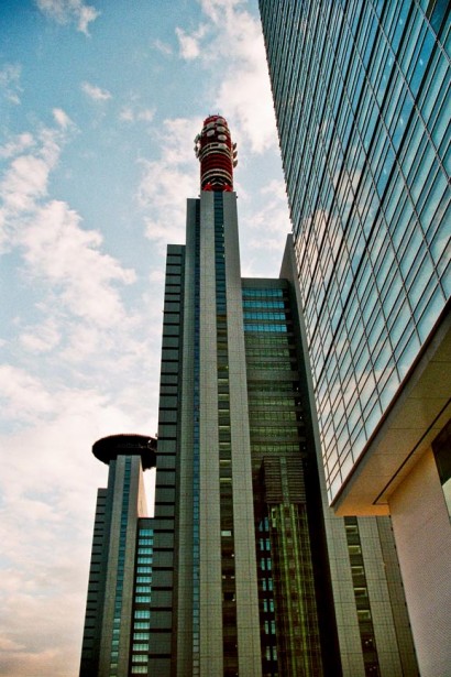 Japan 2001-Tokyo Sky Architecture-91