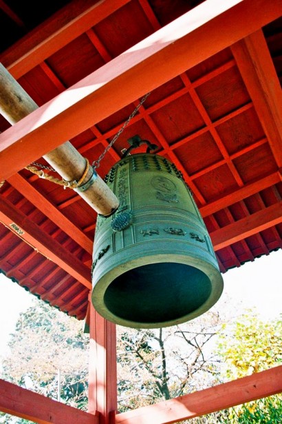 Japan 2001-Tokyo Temple-38