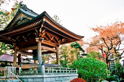 Japan 2001-Tokyo Temple-47