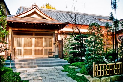 Japan 2001-Tokyo Temple-62