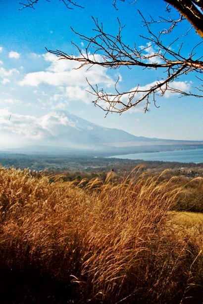 Japan 2001-Yamanakako Lake Mount Fuji Landscape-1