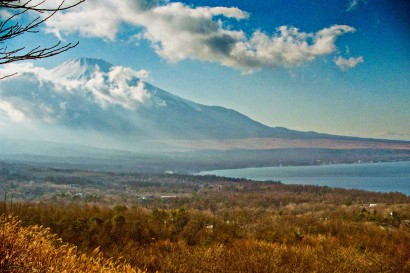 Japan 2001-Yamanakako Lake Mount Fuji Landscape-2