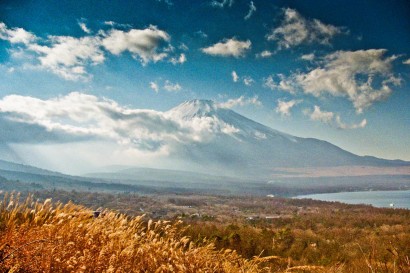 Japan 2001-Yamanakako Lake Mount Fuji autumn Landscape-4